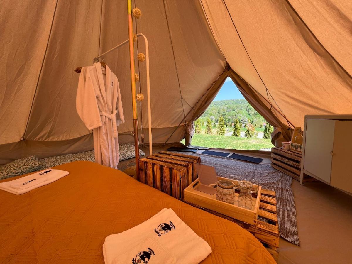 Glamping Bieszczady Z Jacuzzi I Basenem Hotel Solina  Luaran gambar