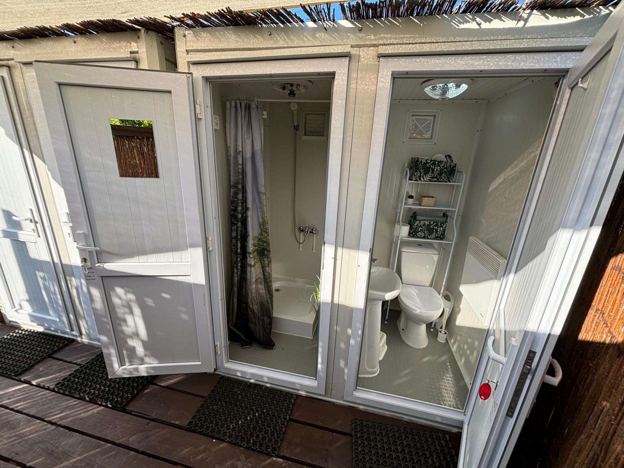 Glamping Bieszczady Z Jacuzzi I Basenem Hotel Solina  Luaran gambar