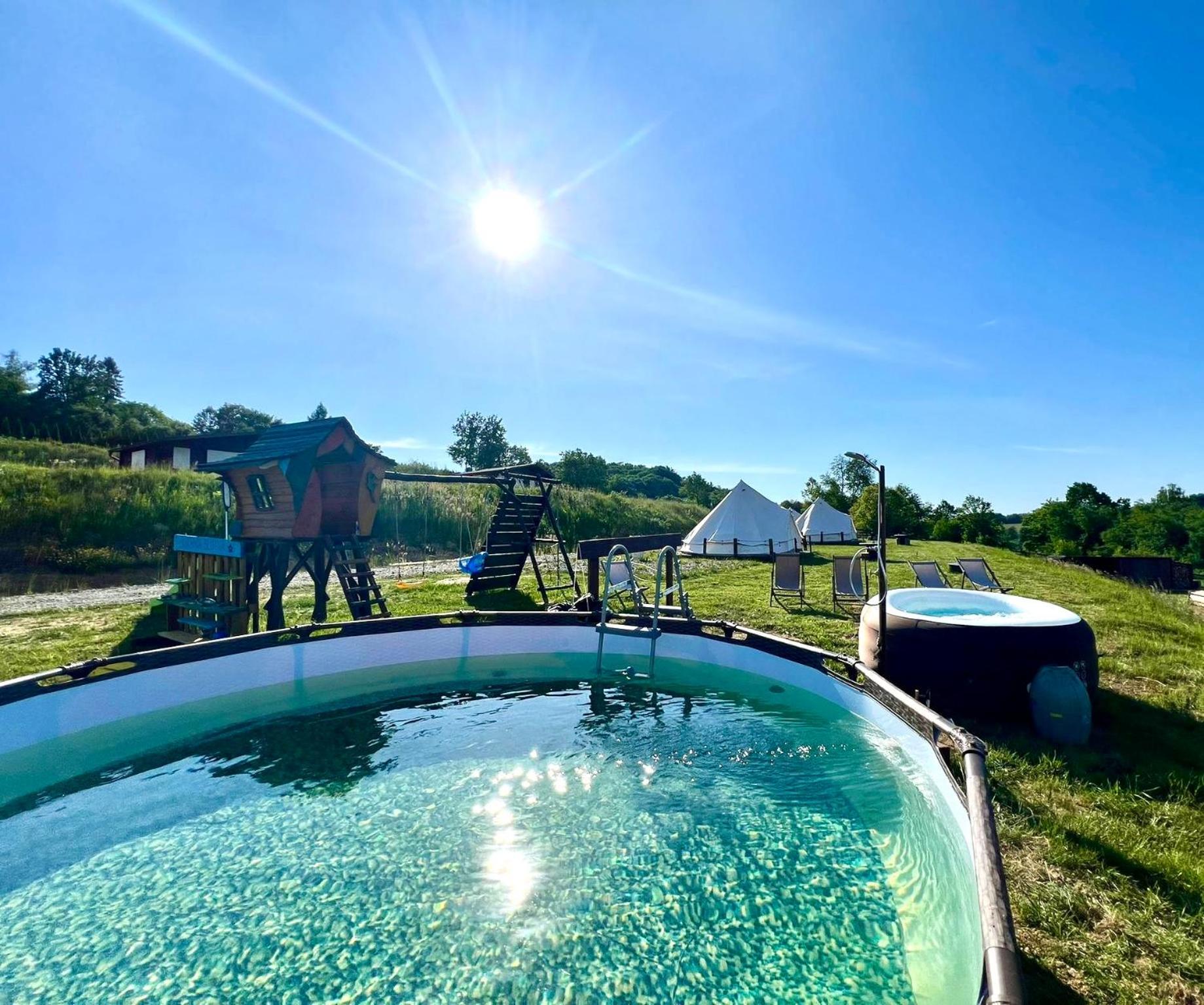 Glamping Bieszczady Z Jacuzzi I Basenem Hotel Solina  Luaran gambar
